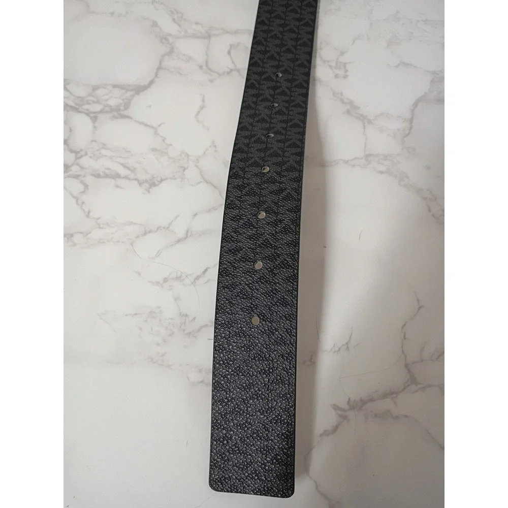 MICHAEL KORS Signature Logo Black Womens Belt - EUC - Size Small